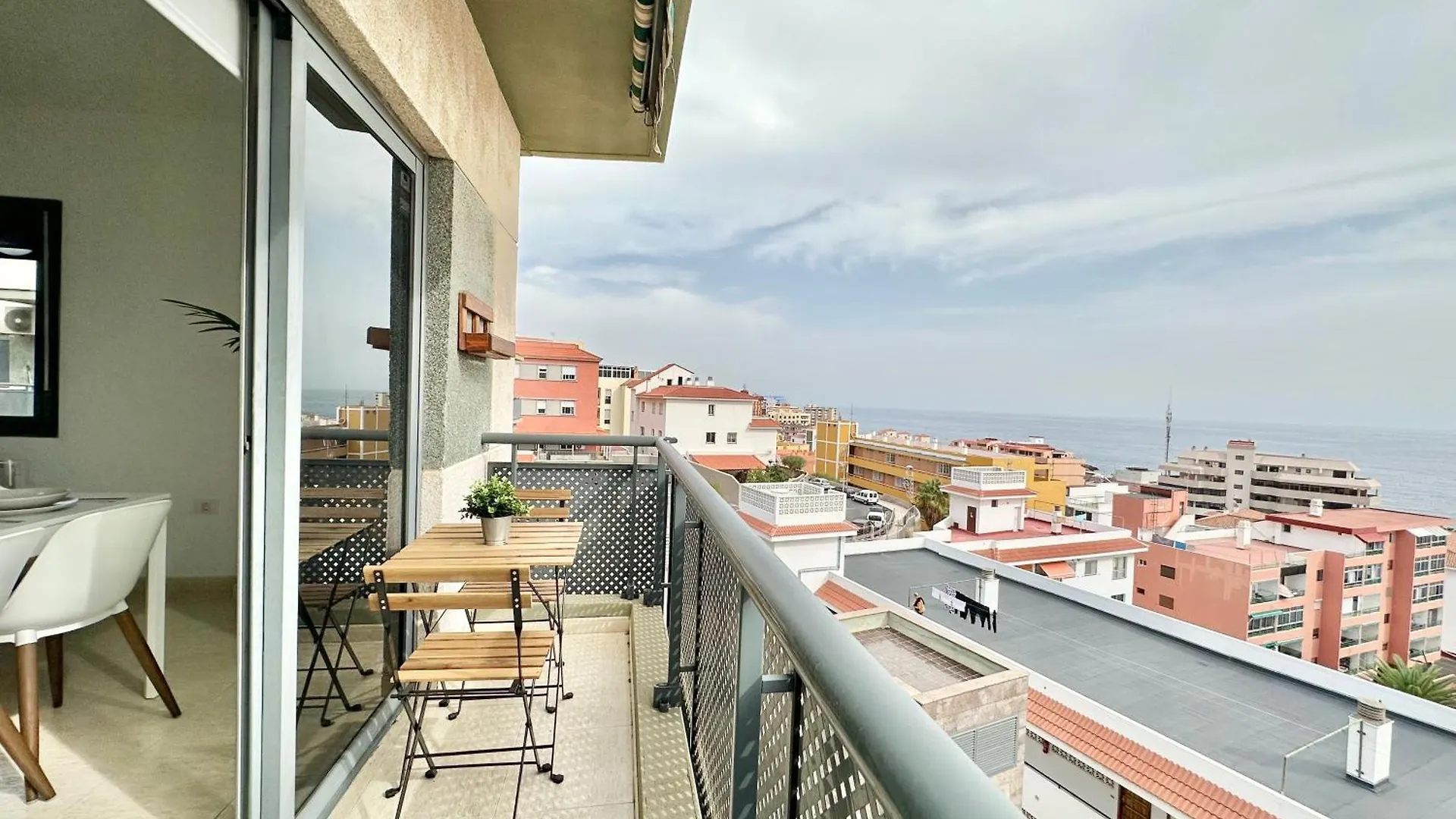 Carpio II Apartment location